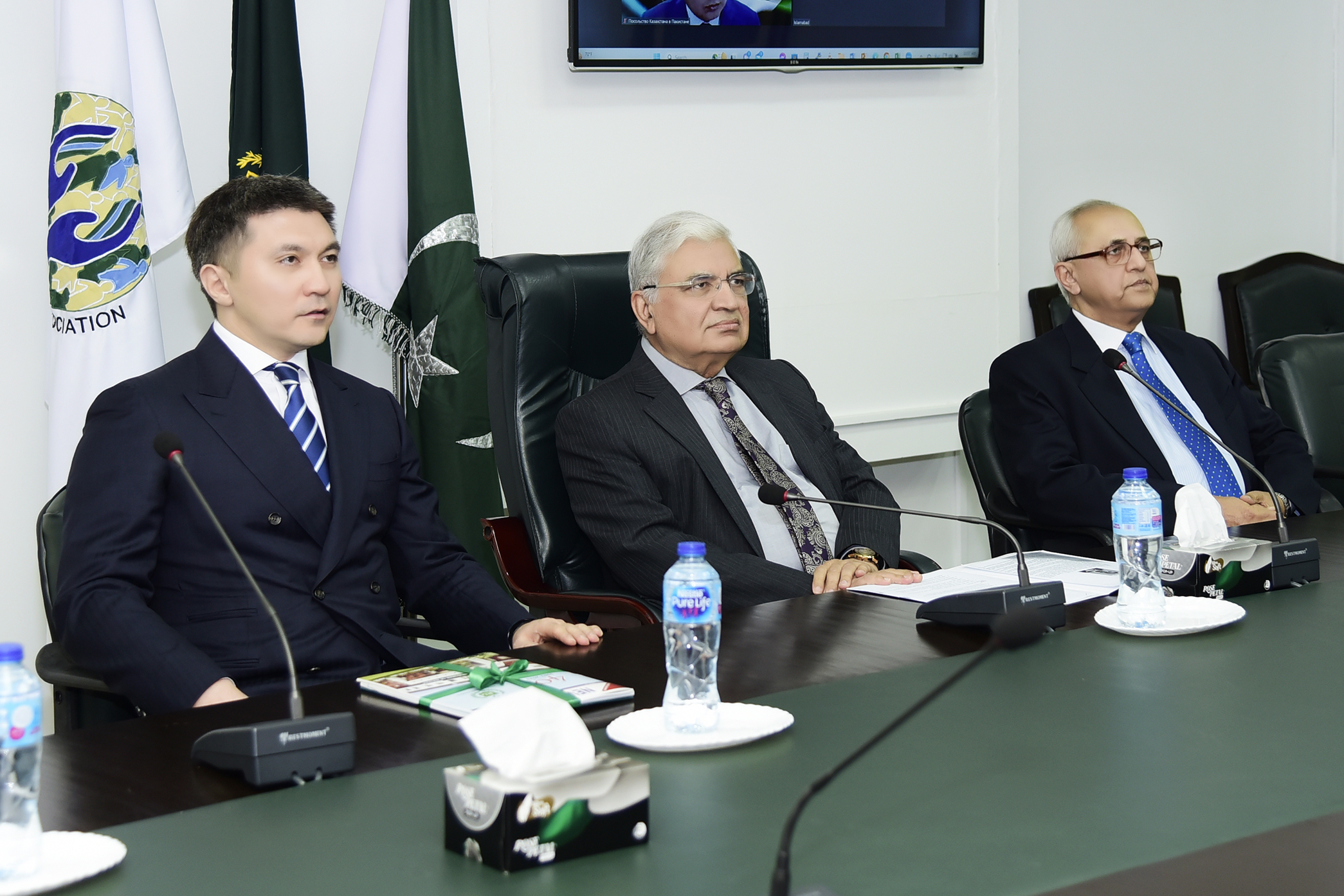 Online meeting between the Federal Ombudsman of Pakistan and Commissioner of Human Rights, Republic of Kazakhstan on March 2023.